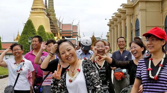 туристы в Таиланде